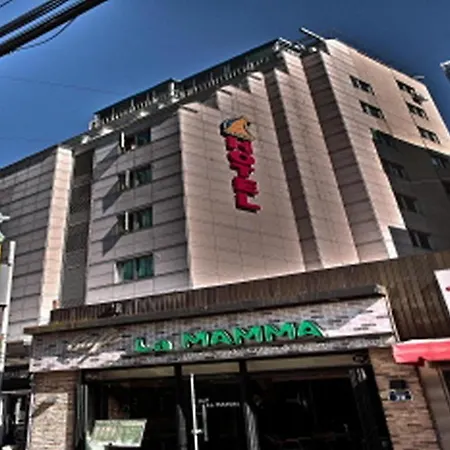 Hotel At Home