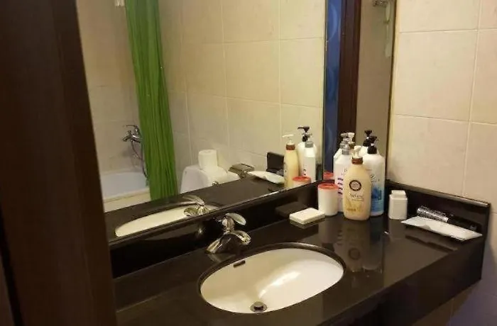 At 2* Сеул